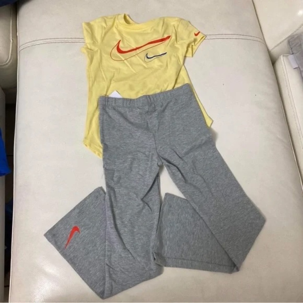 Nike Yellow Cute Leggings Top set - Picture 5 of 5